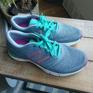 New Balance gray 711 lightweight sneaker